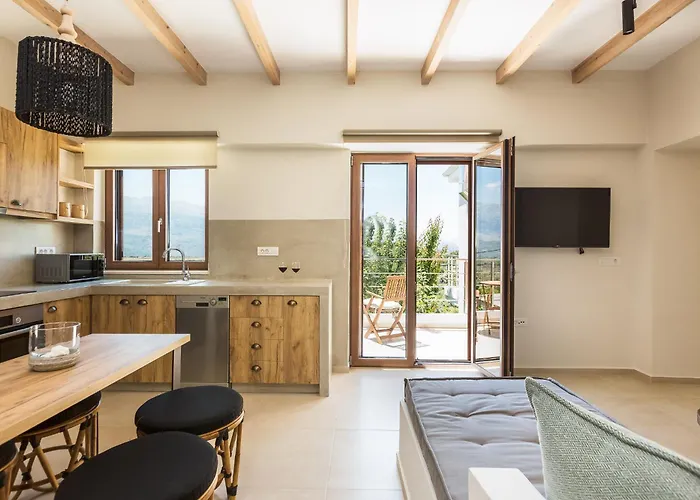 Upper View Villa, With Private Pool ハニア